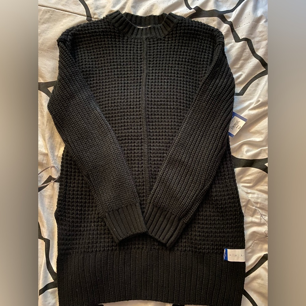 Arizona woman’s sweater. New with tags